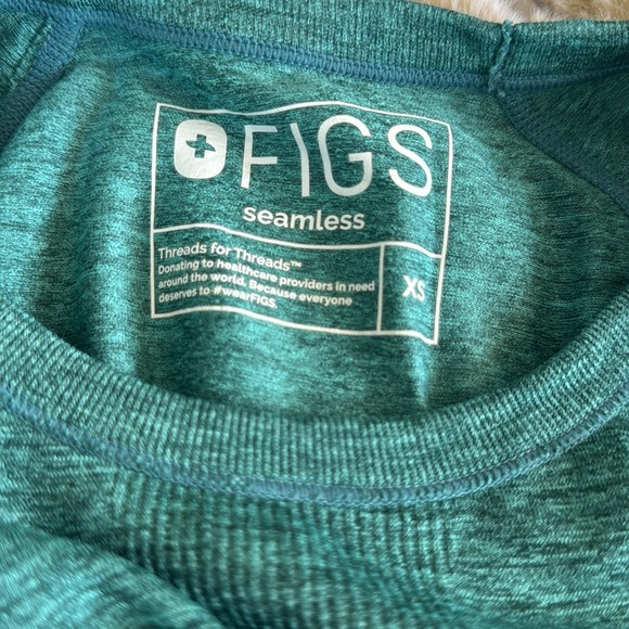 Like New! FIGS Caribbean Blue Salta XS - Picture 3 of 3